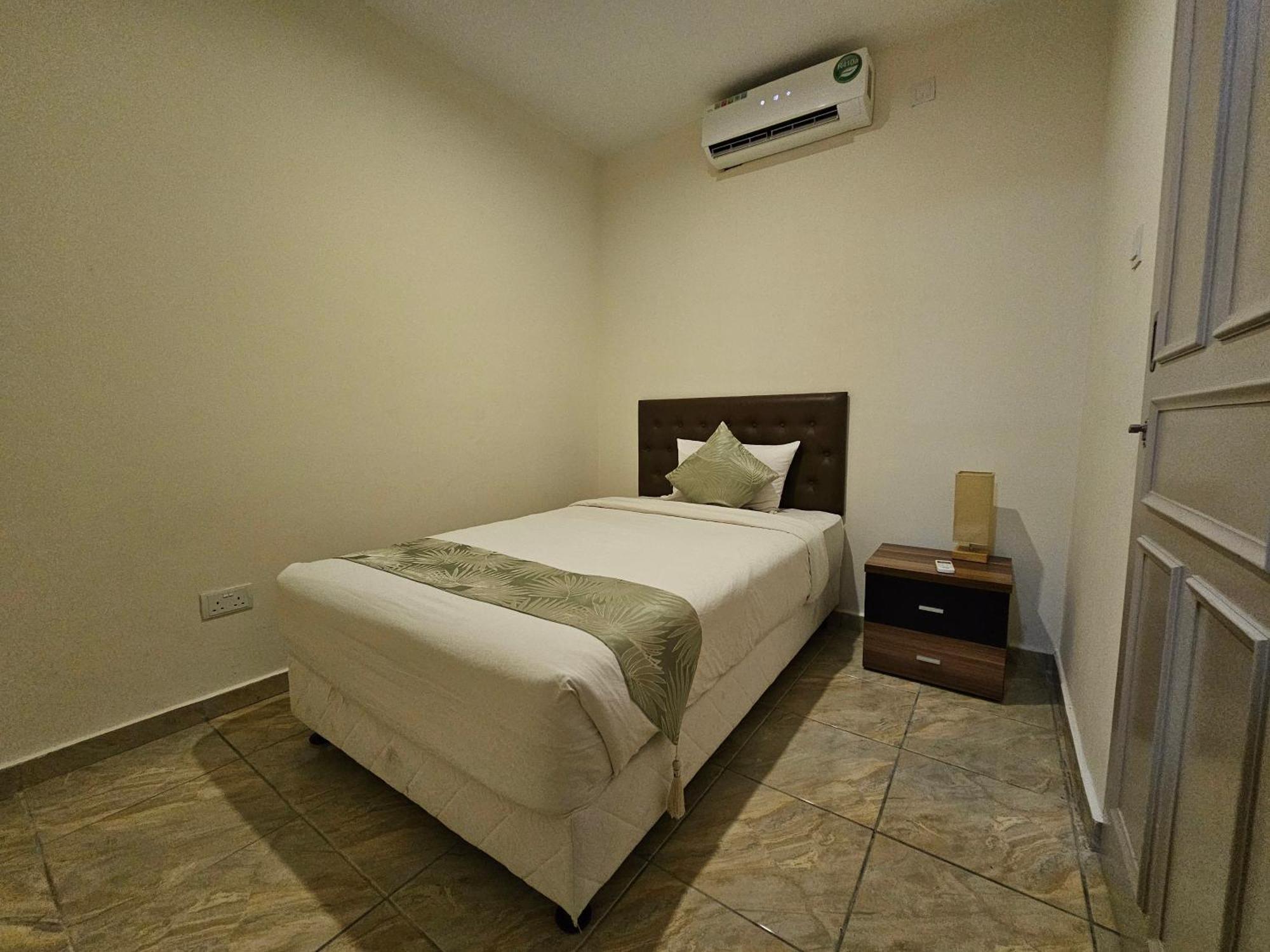 Wafa Hotel & Apartment Kampong Mata Mata Exterior foto